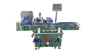 Máy dán nhãn trên và dưới son môi tự động